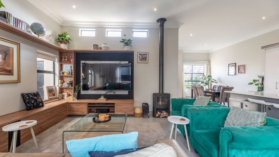 3 Bedroom Property for Sale in Sandown Western Cape